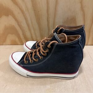 Converse Chuck Taylor Lux Mid Wedge Sneakers Navy Blue Suede Women’s Sz 7